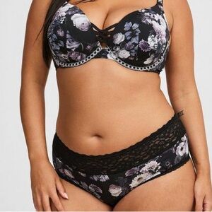 Second Skin Mid-Rise Cheeky Lace Trim Panty